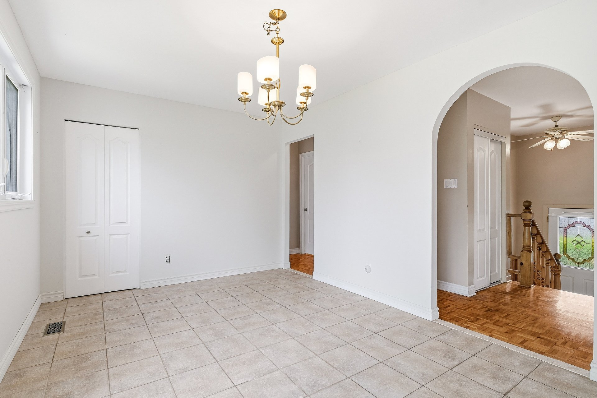 3380 Rue Latour J3Y4V9 miniature 9