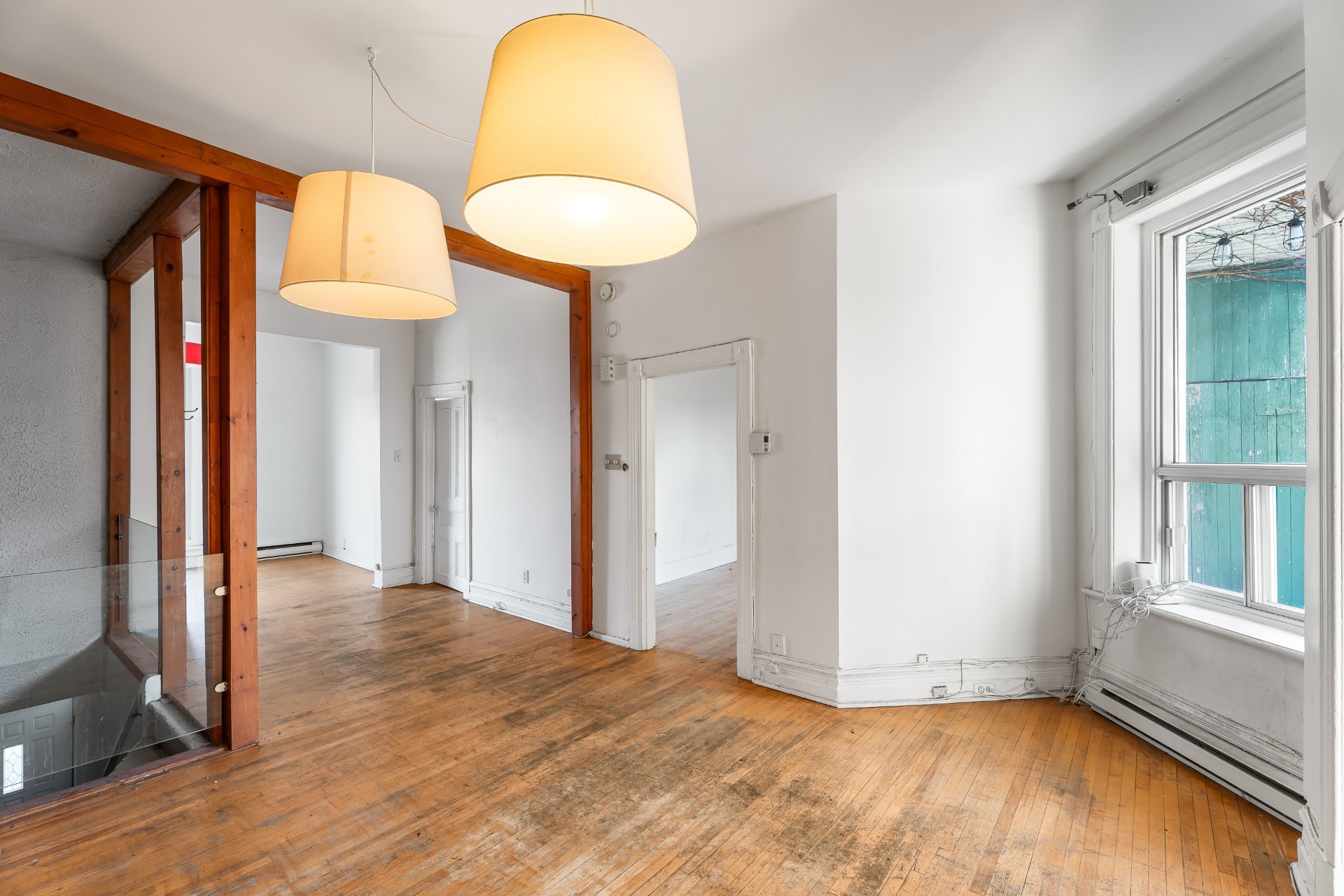 4514-4516 Rue St-Hubert H2J2X3 miniature 36