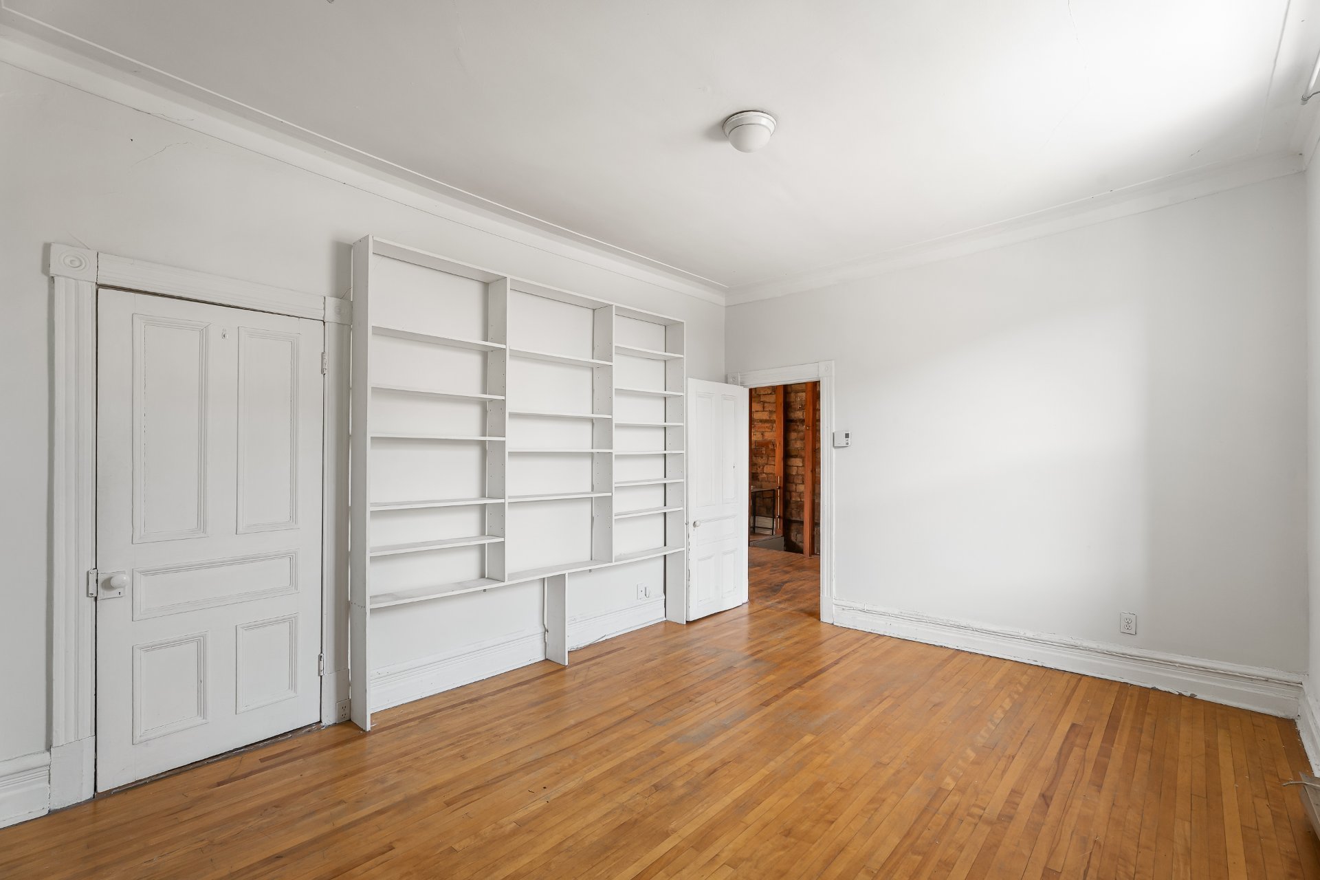 4514-4516 Rue St-Hubert H2J2X3 miniature 33