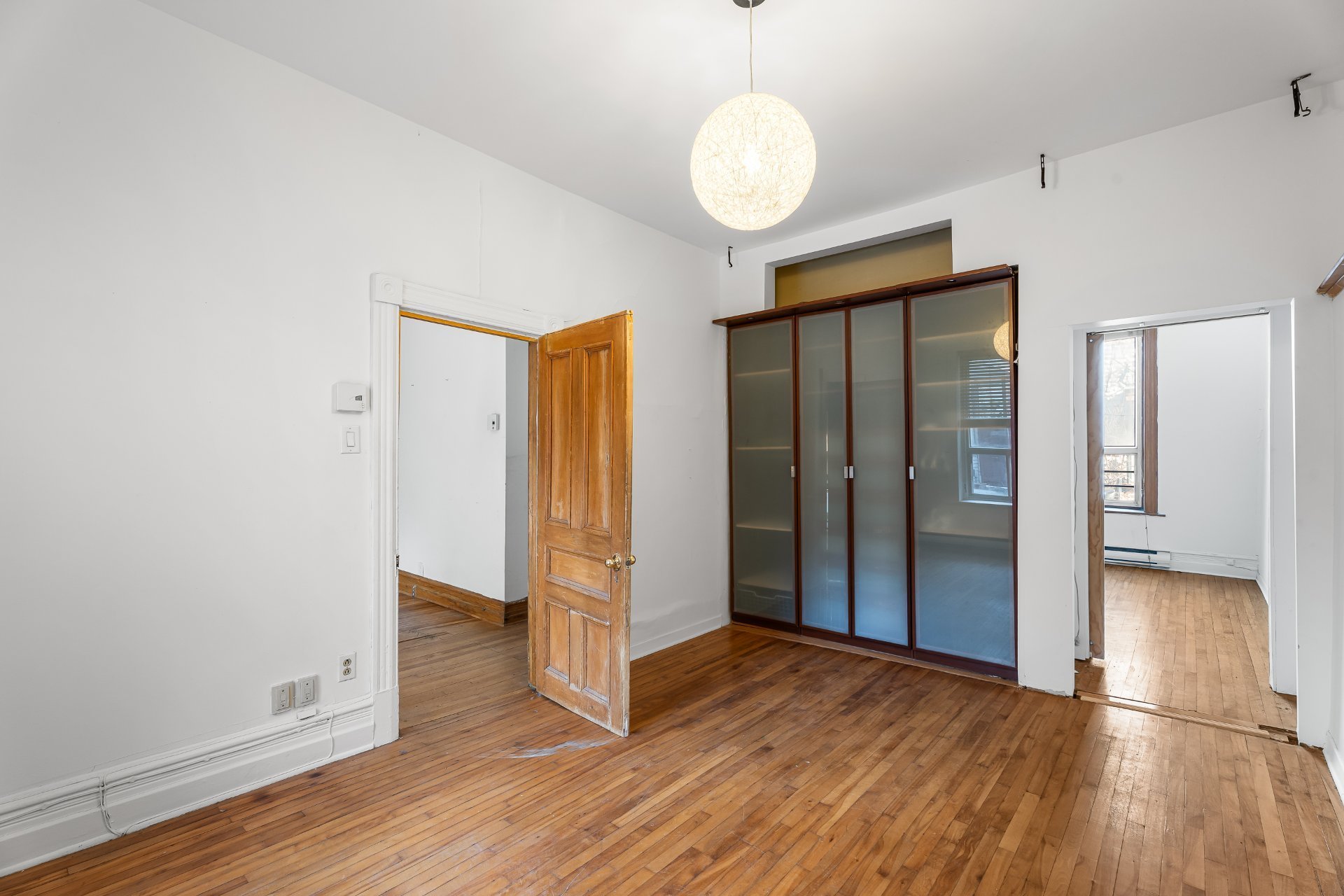 4514-4516 Rue St-Hubert H2J2X3 miniature 11