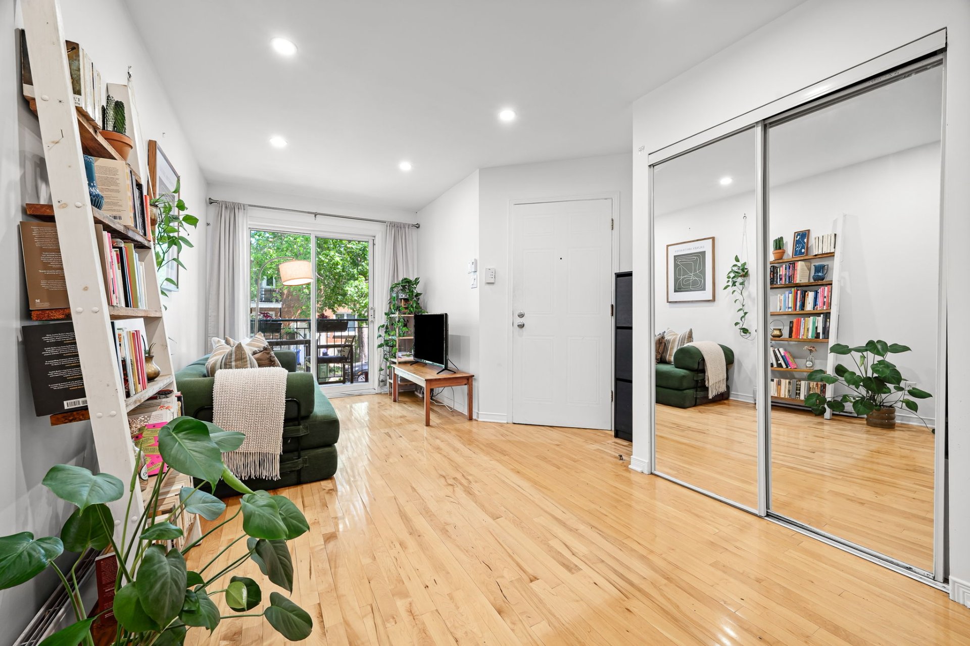 7334 Rue Chambord H2E1W9 miniature 6