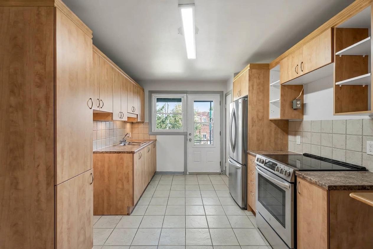 5671-5673 13e Avenue H1X2Y3 miniature 12