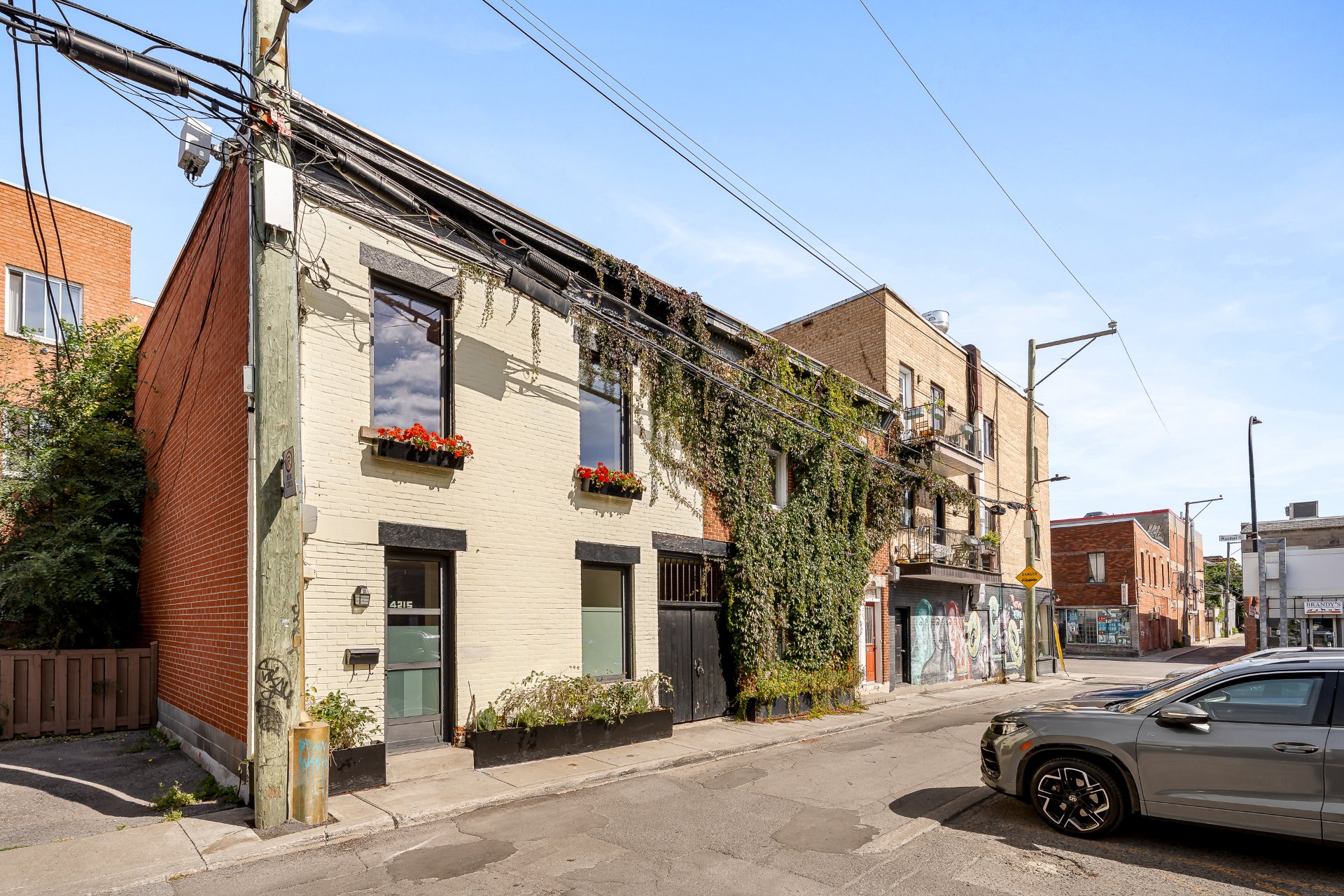 4215 Rue St-Christophe H2J2Y8 miniature 27
