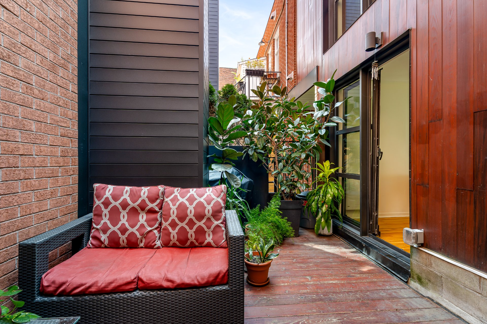4215 Rue St-Christophe H2J2Y8 miniature 5