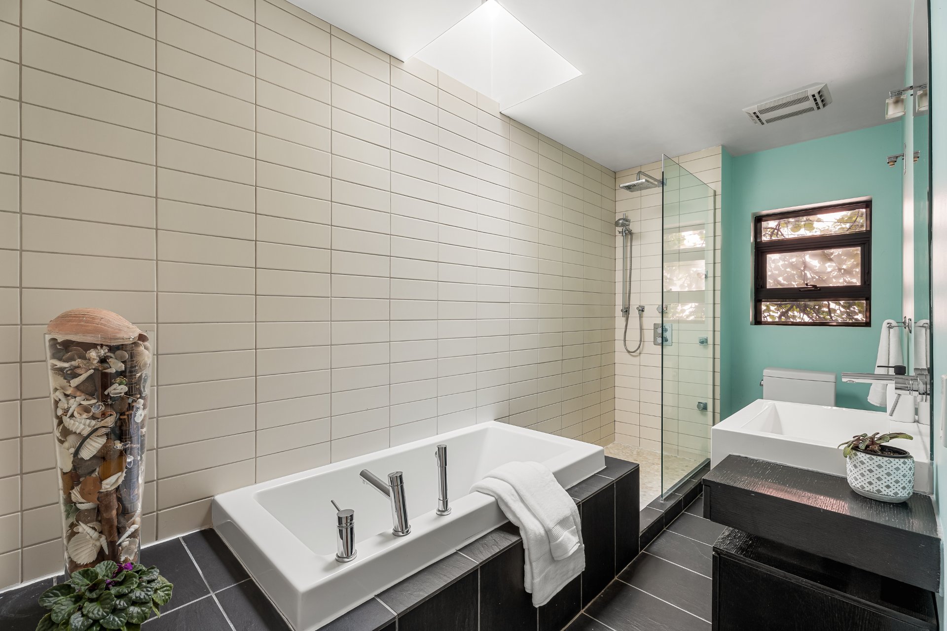 4215 Rue St-Christophe H2J2Y8 miniature 21