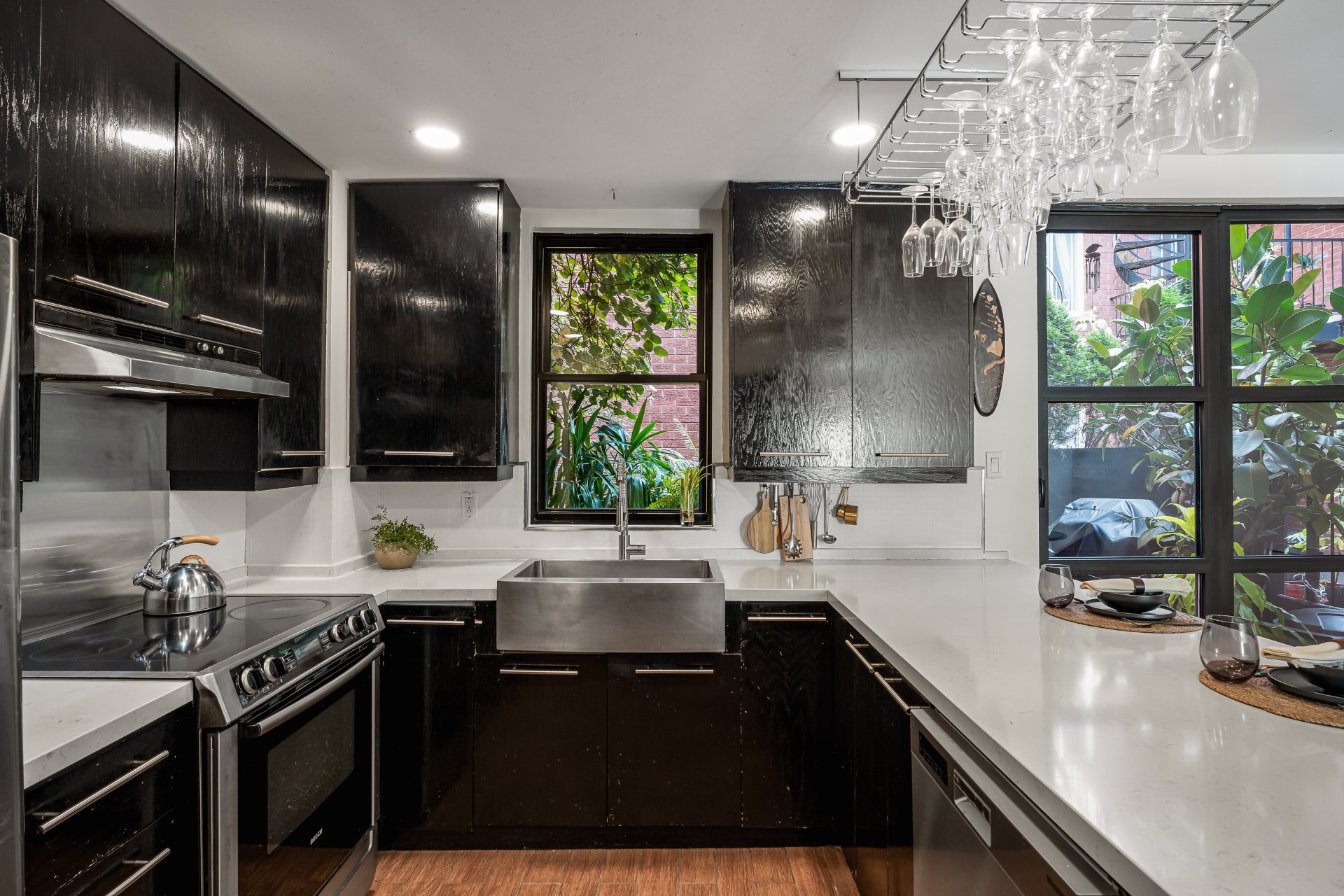 4215 Rue St-Christophe H2J2Y8 miniature 12