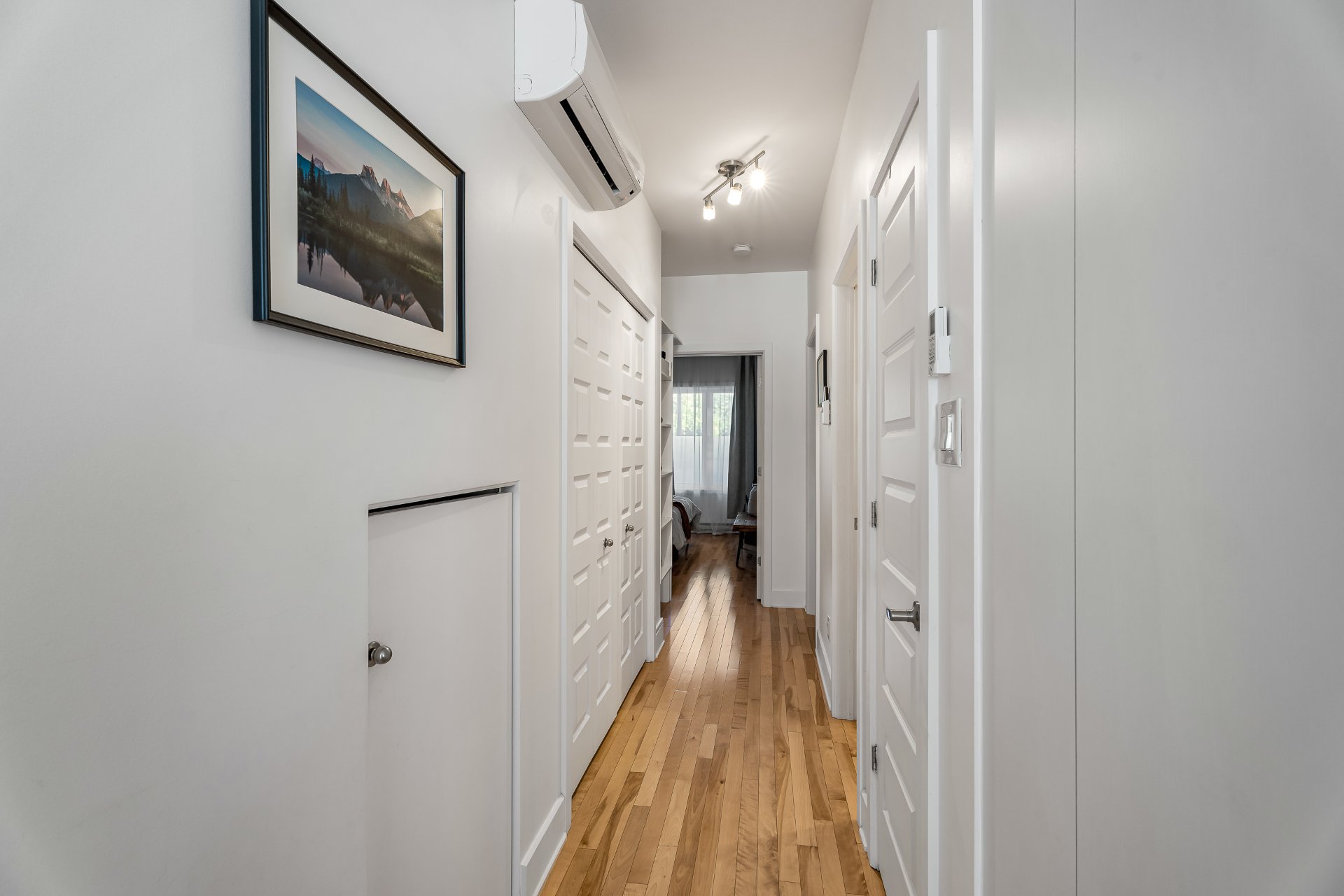7213 Rue Marconi H2R2Z4 miniature 14