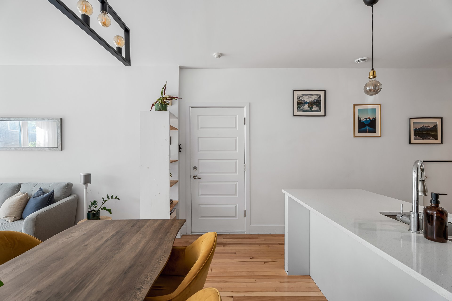 7213 Rue Marconi H2R2Z4 miniature 7