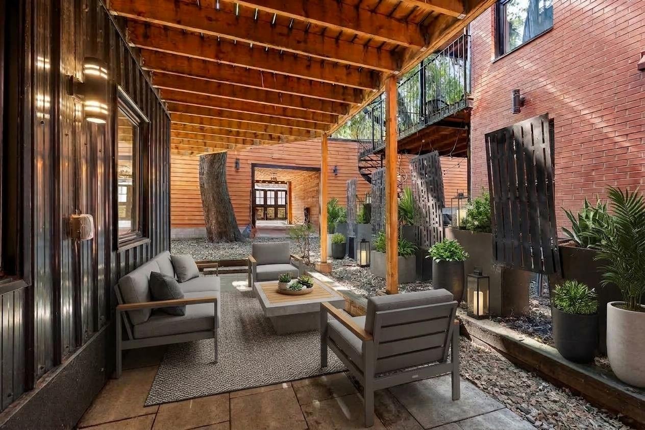 4048 Rue Cartier H2K4G4 miniature 5