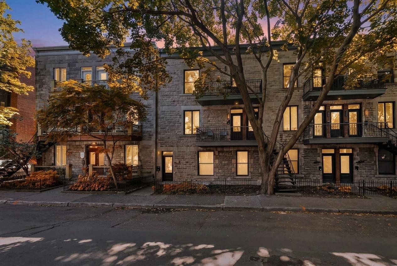 4048 Rue Cartier H2K4G4