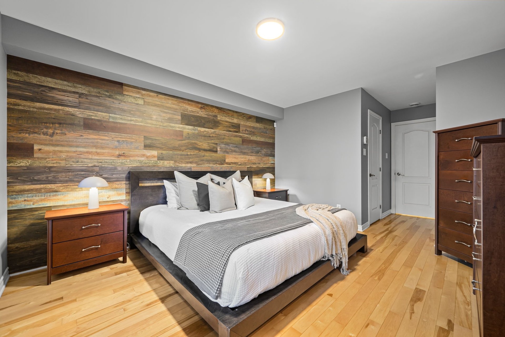 5700 Place Trenet H7K3Z2 miniature 19