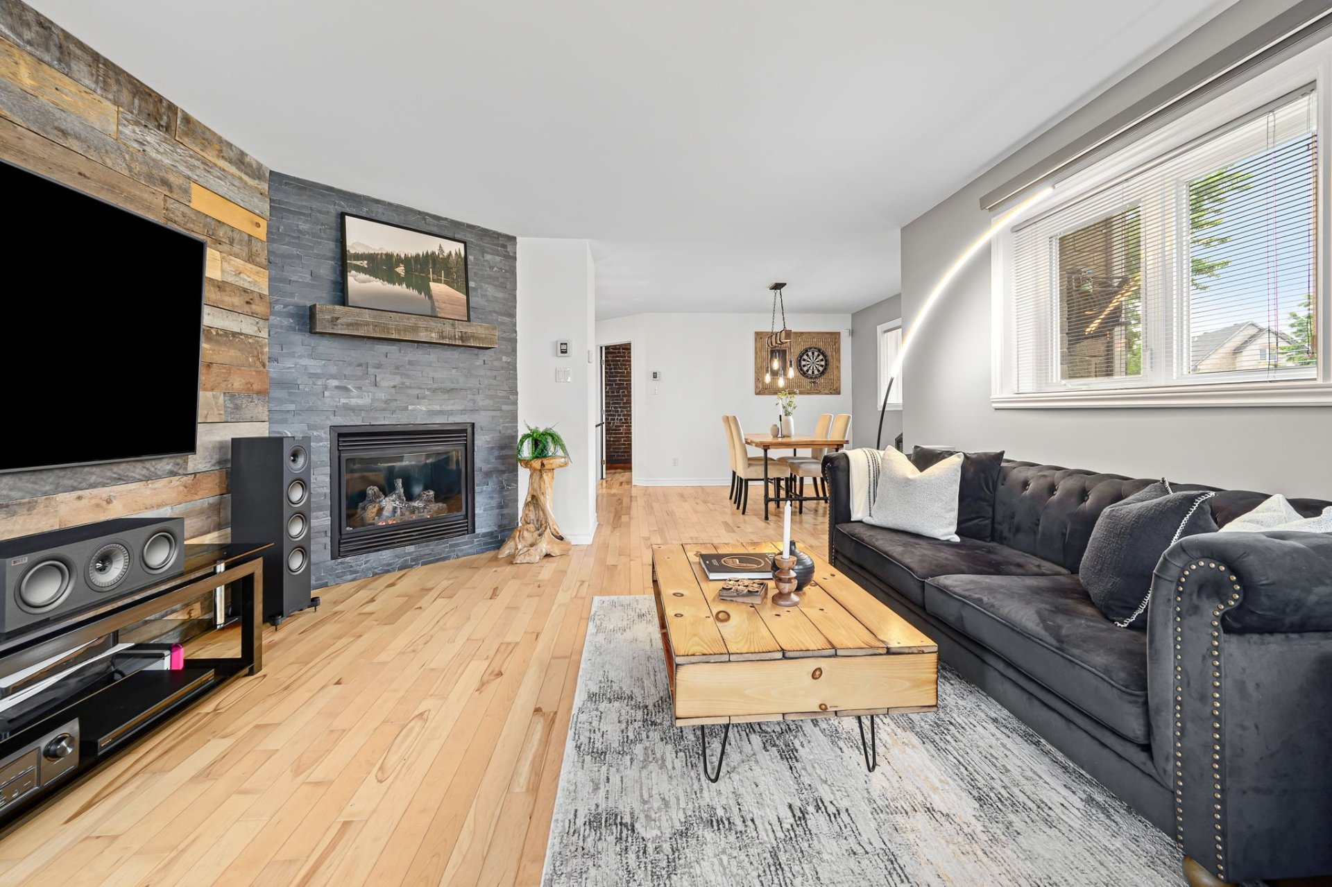 5700 Place Trenet H7K3Z2 miniature 16