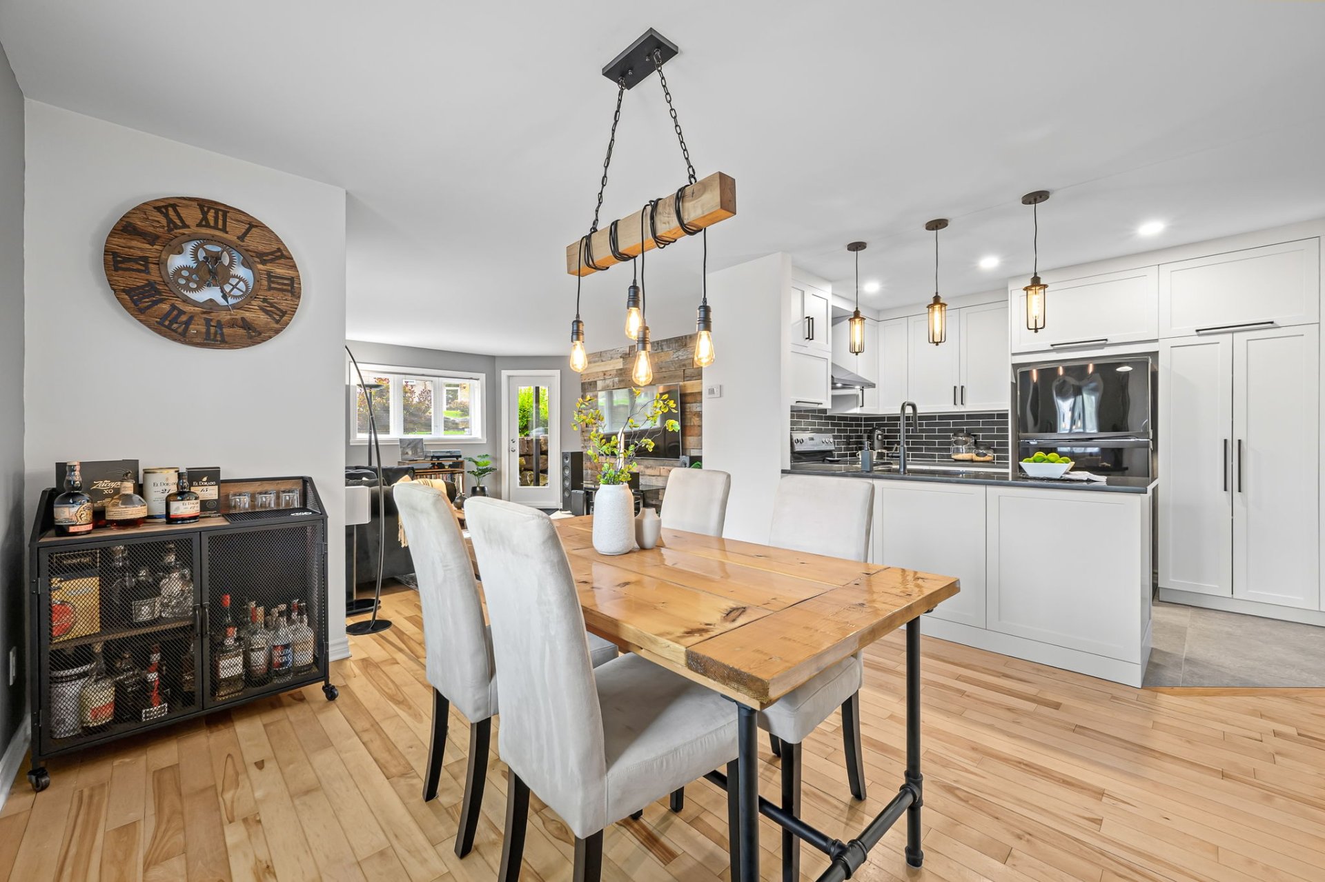 5700 Place Trenet H7K3Z2 miniature 13