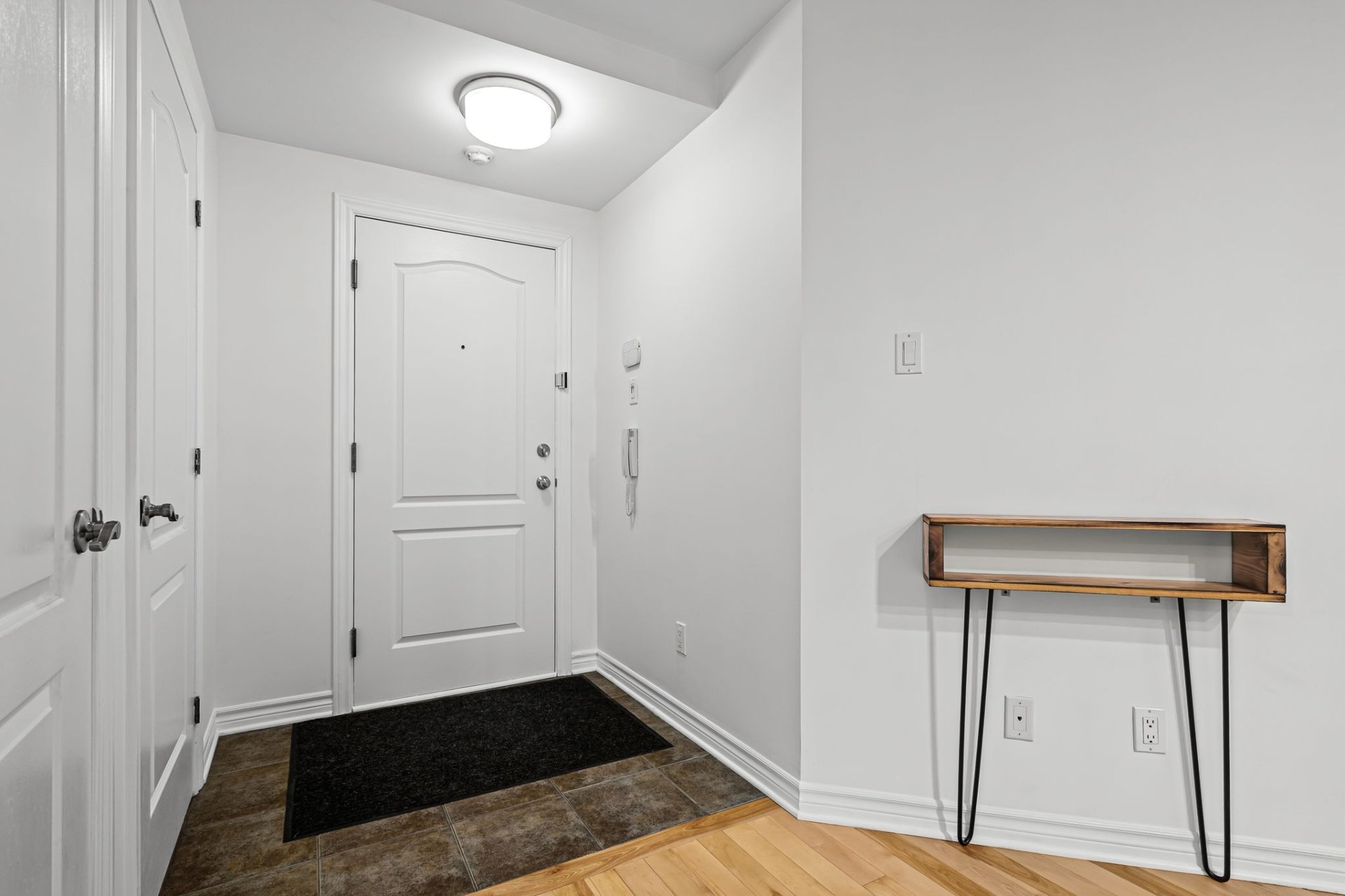 5700 Place Trenet H7K3Z2 miniature 7