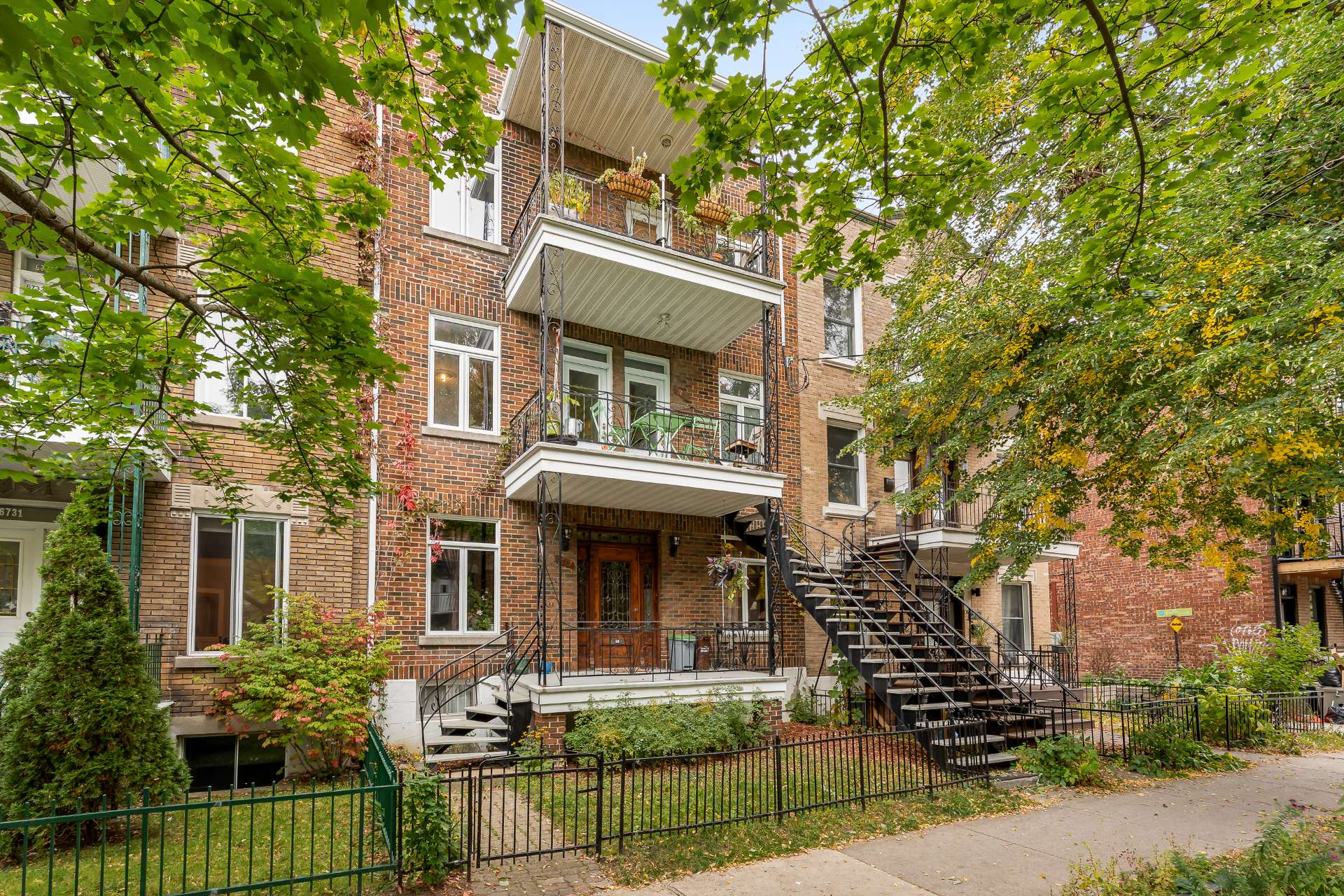 6723-27 Rue De Normanville H2S2C2