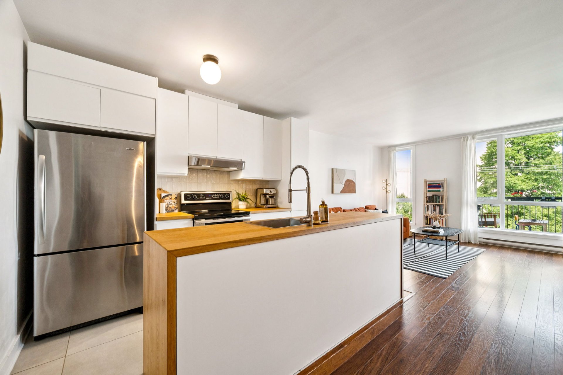 2650 Rue Nicolet H1W3L5 miniature 7