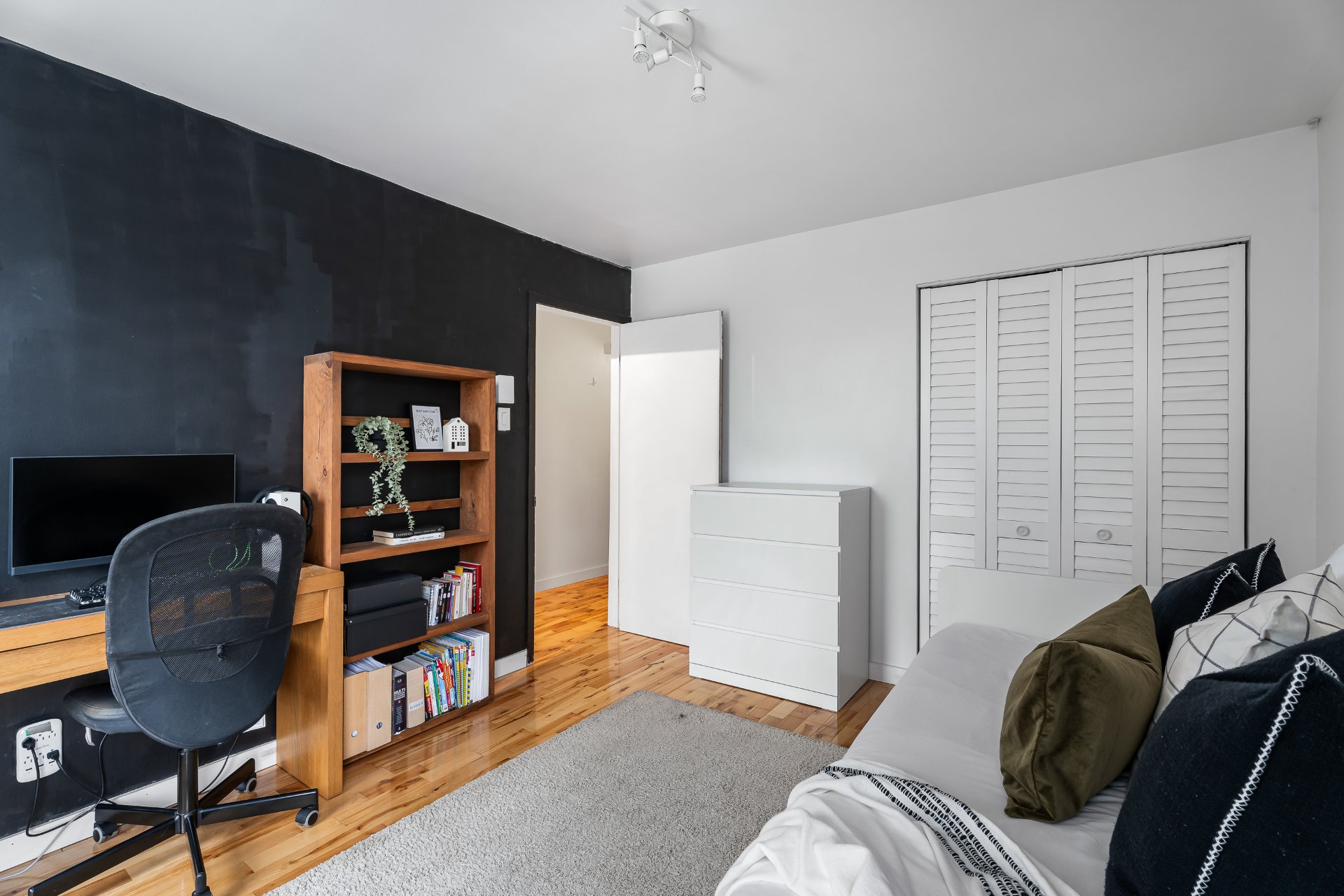 283B Rue Roy E. H2W1M7 miniature 12