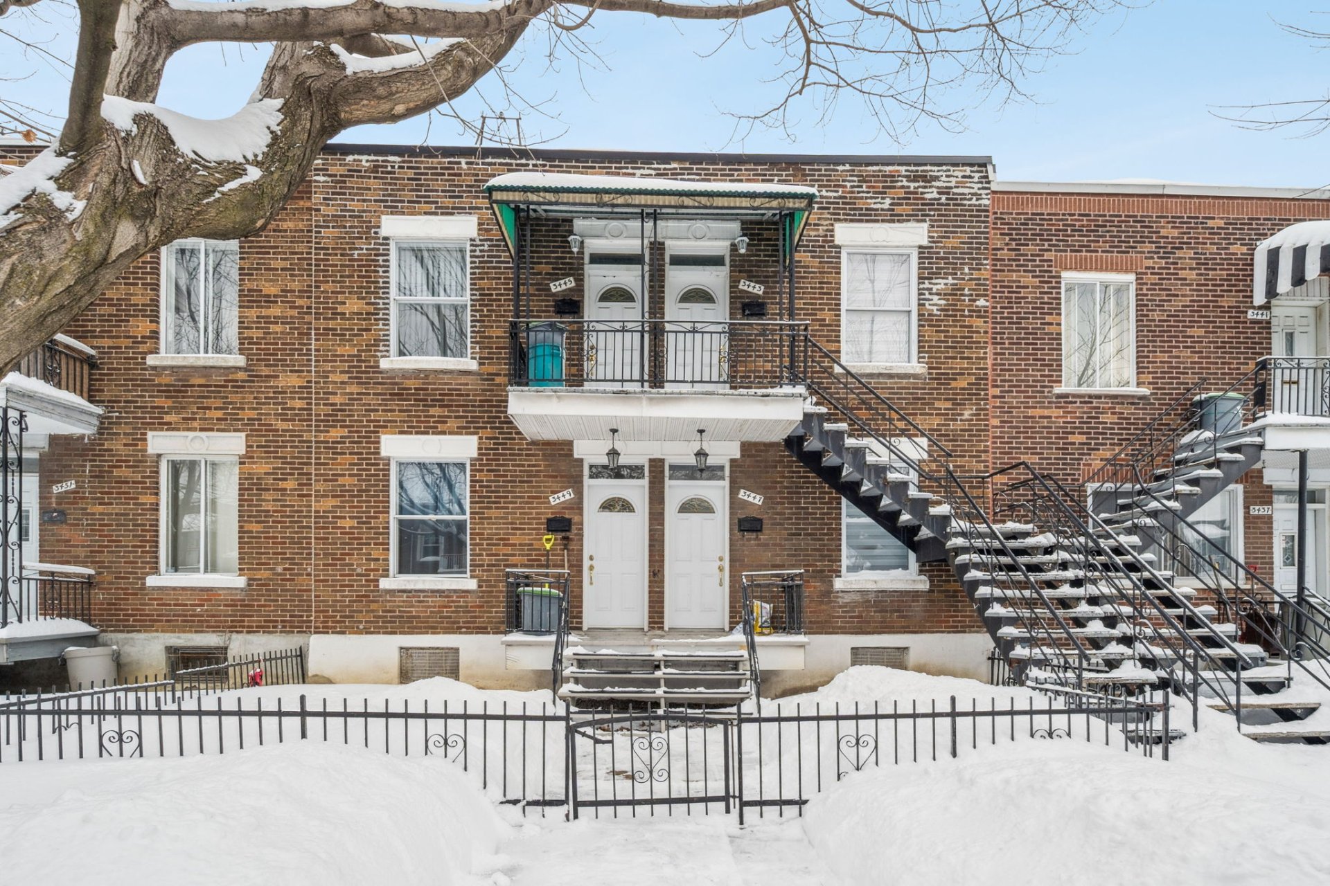 3443-3449 Rue Dézéry H1W2S8