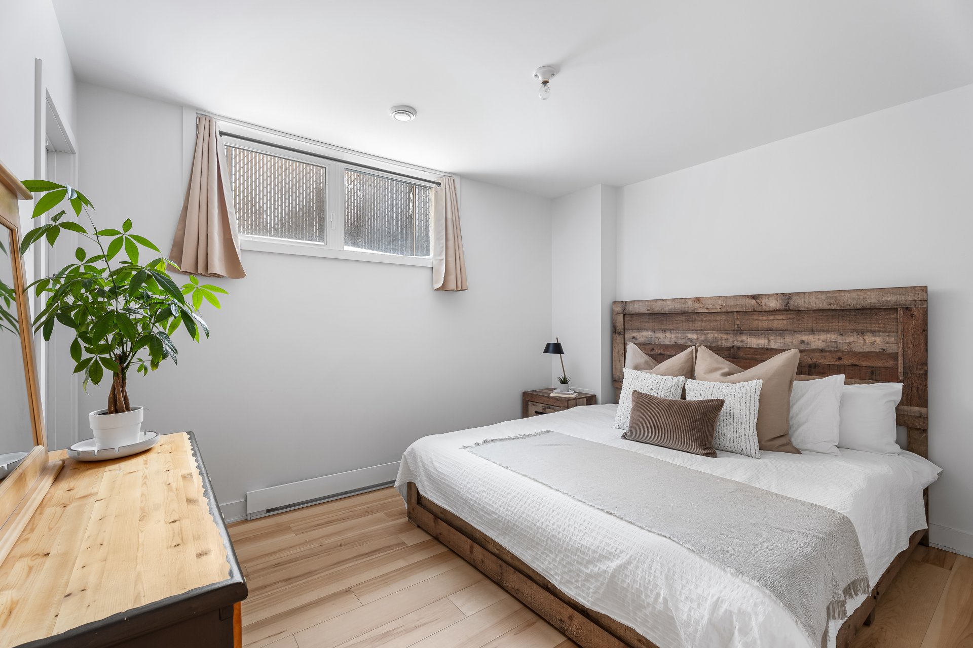 720 Rue Filiatrault H4L3V4 miniature 34