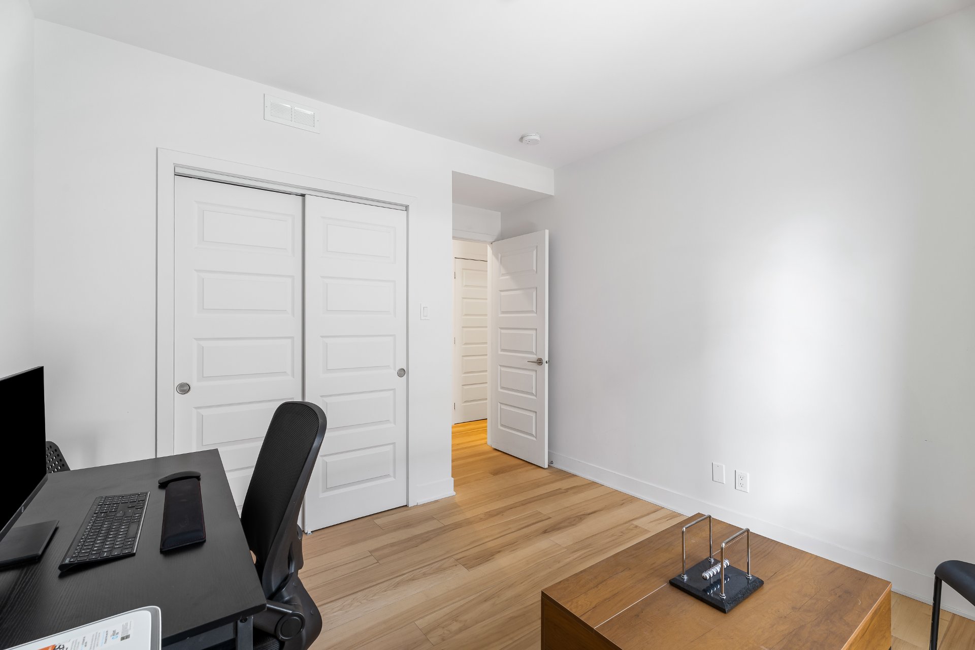 720 Rue Filiatrault H4L3V4 miniature 13