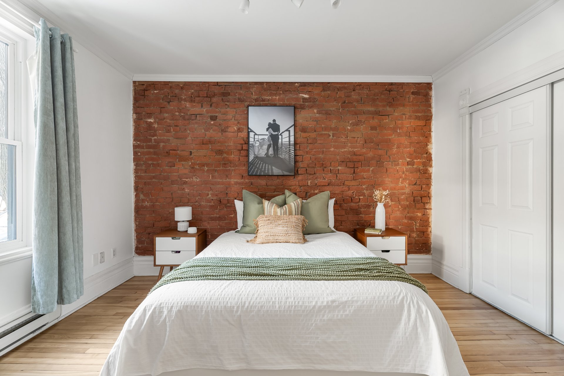 4900 Rue de Grand-Pré H2T2H8 4