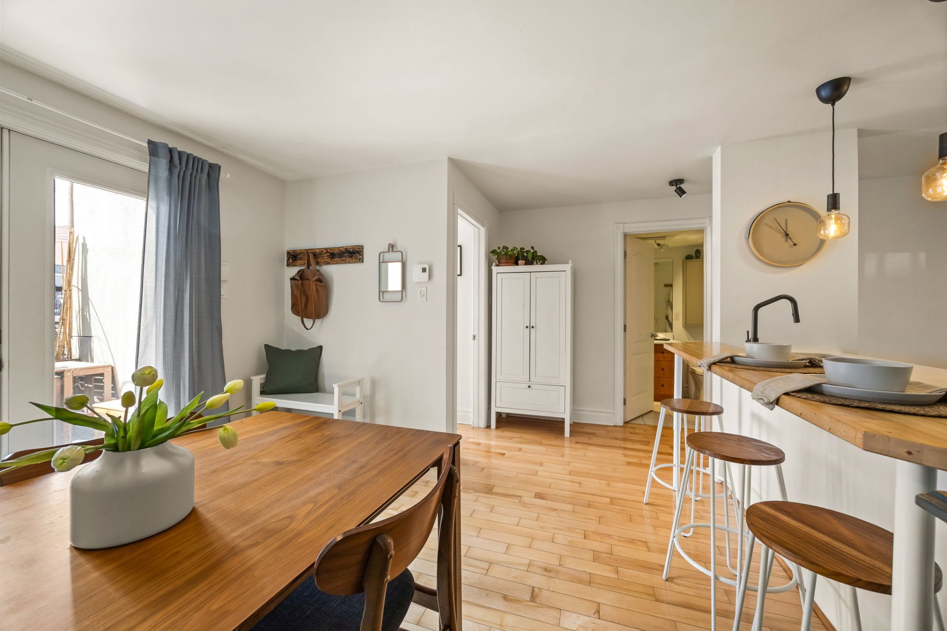 2244 Rue De Chambly H1W3J5 miniature 13