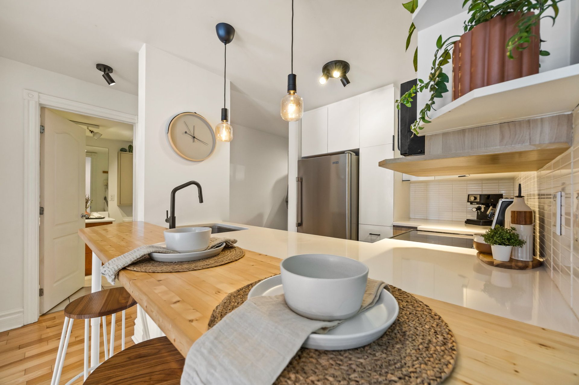 2244 Rue De Chambly H1W3J5 miniature 10