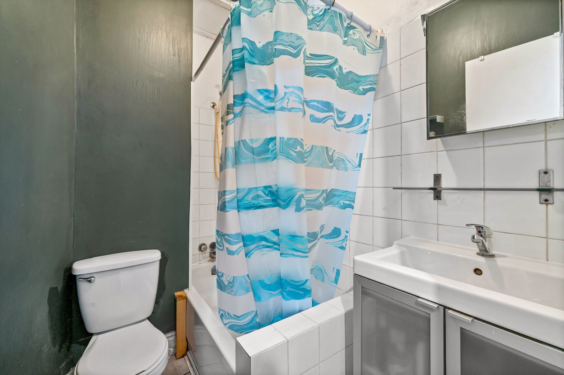 2369-2373 Rue de Rouen H2K1M1 miniature 28