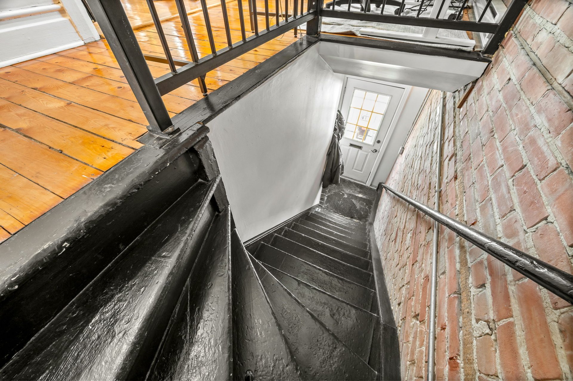 2369-2373 Rue de Rouen H2K1M1 miniature 30