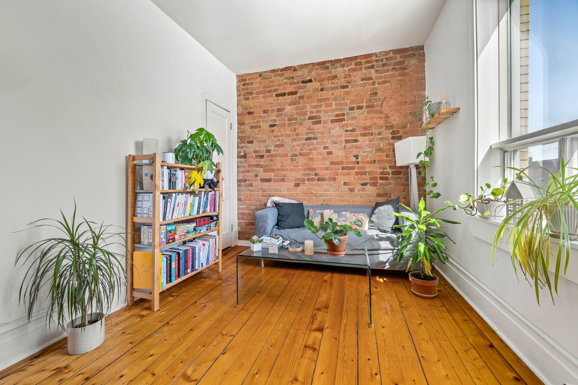 2369-2373 Rue de Rouen H2K1M1 miniature 33