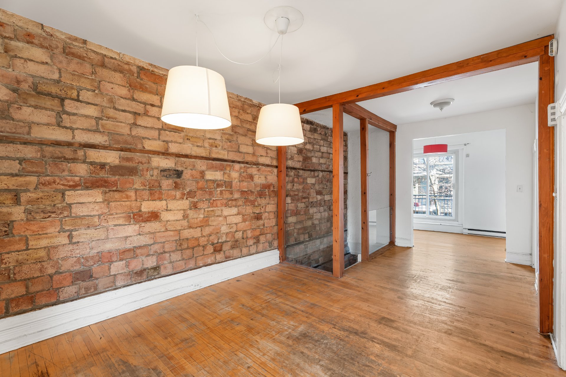 4514-4516 Rue St-Hubert H2J2X3 miniature 36