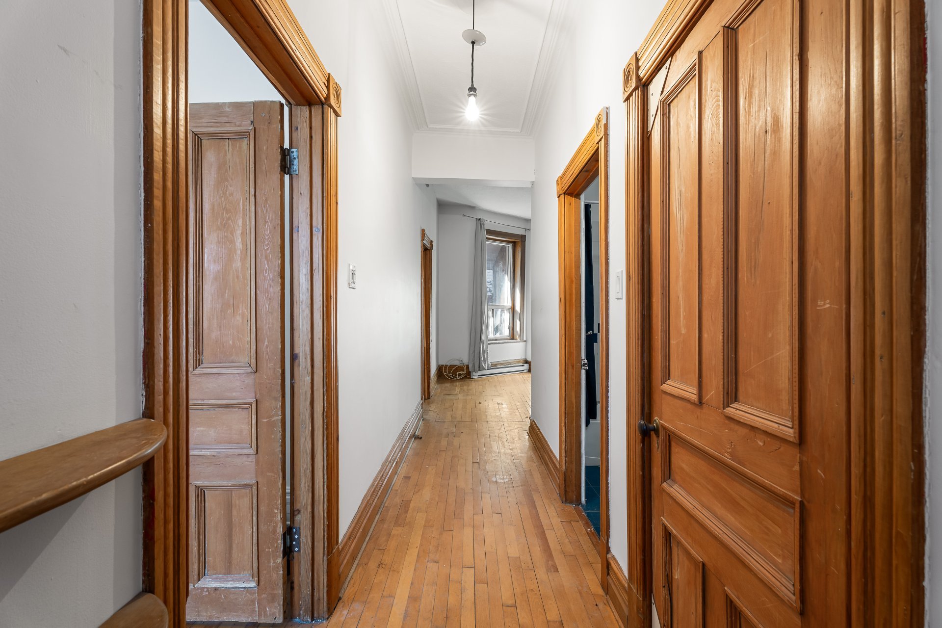 4514-4516 Rue St-Hubert H2J2X3 miniature 15