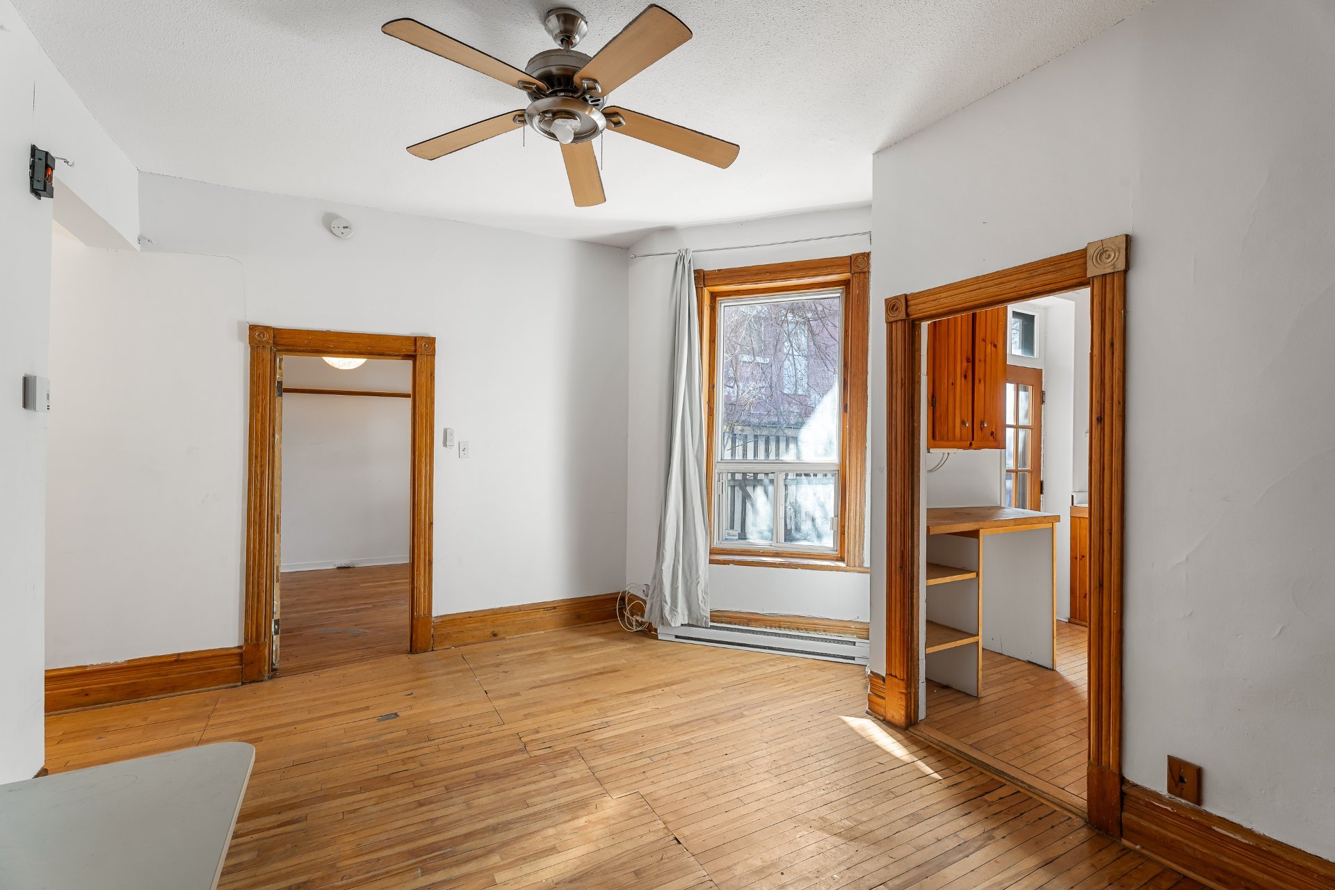 4514-4516 Rue St-Hubert H2J2X3 miniature 20