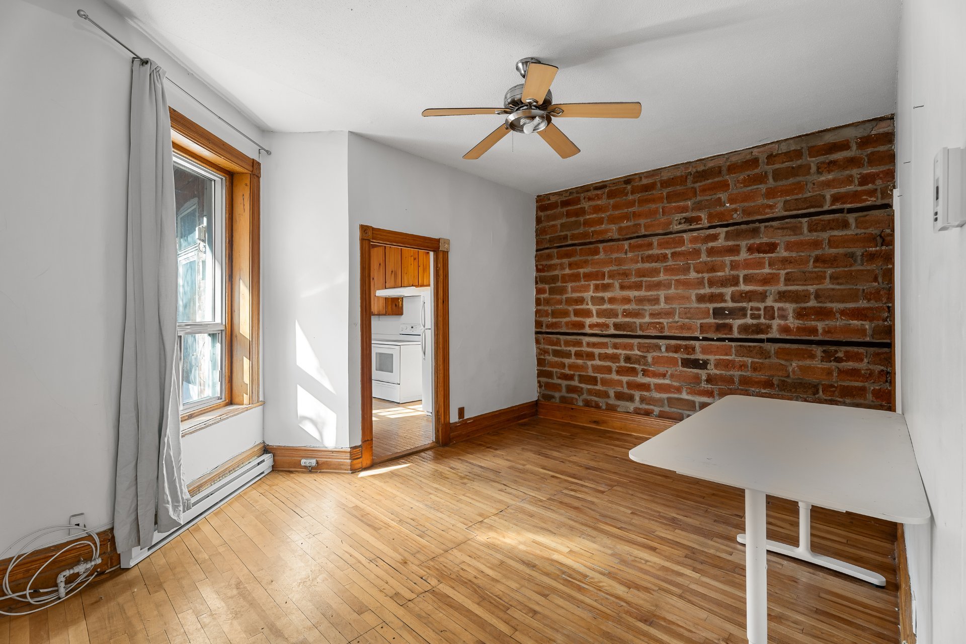 4514-4516 Rue St-Hubert H2J2X3 miniature 17