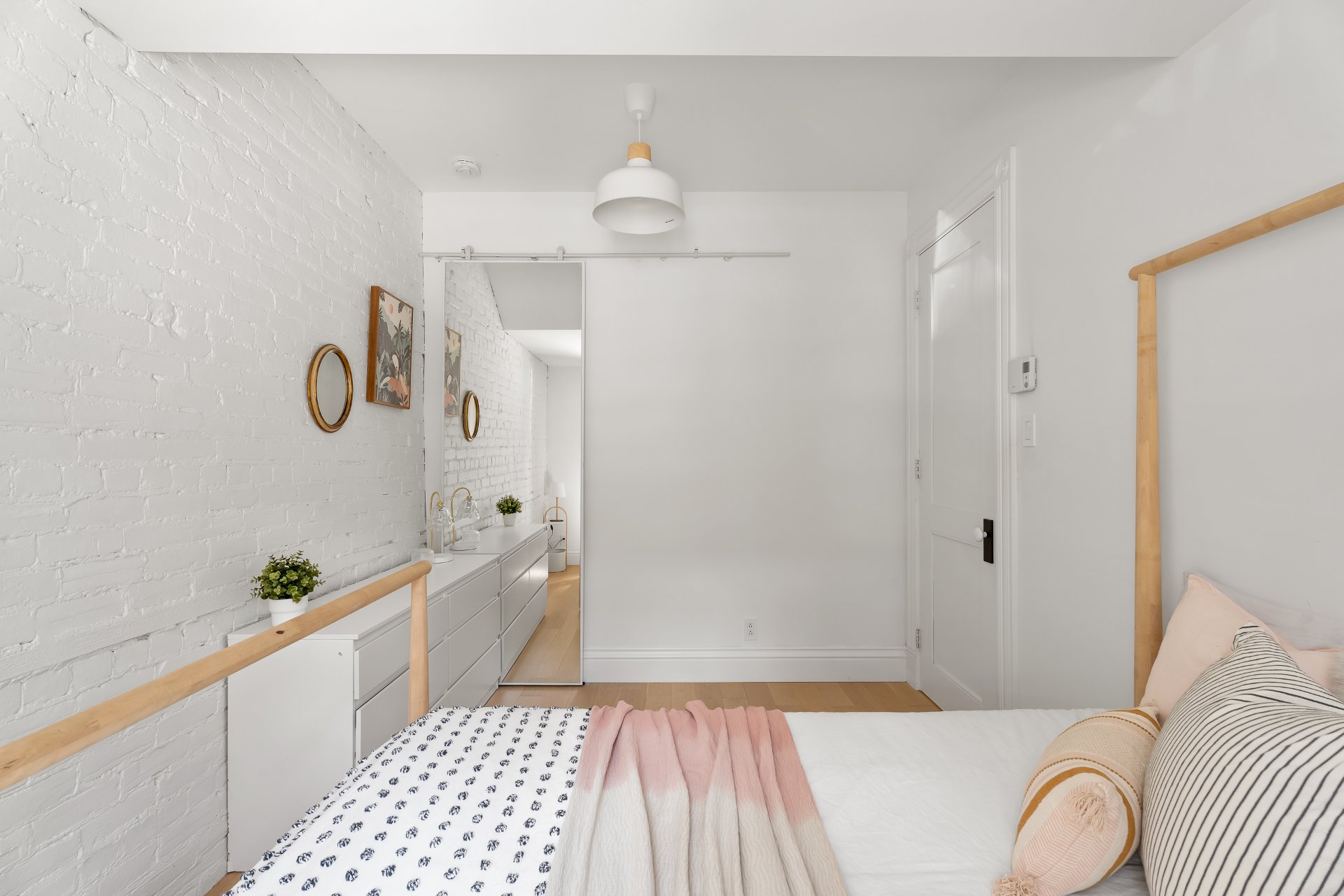 4567 Av. Christophe-Colomb H2J3G7 miniature 17