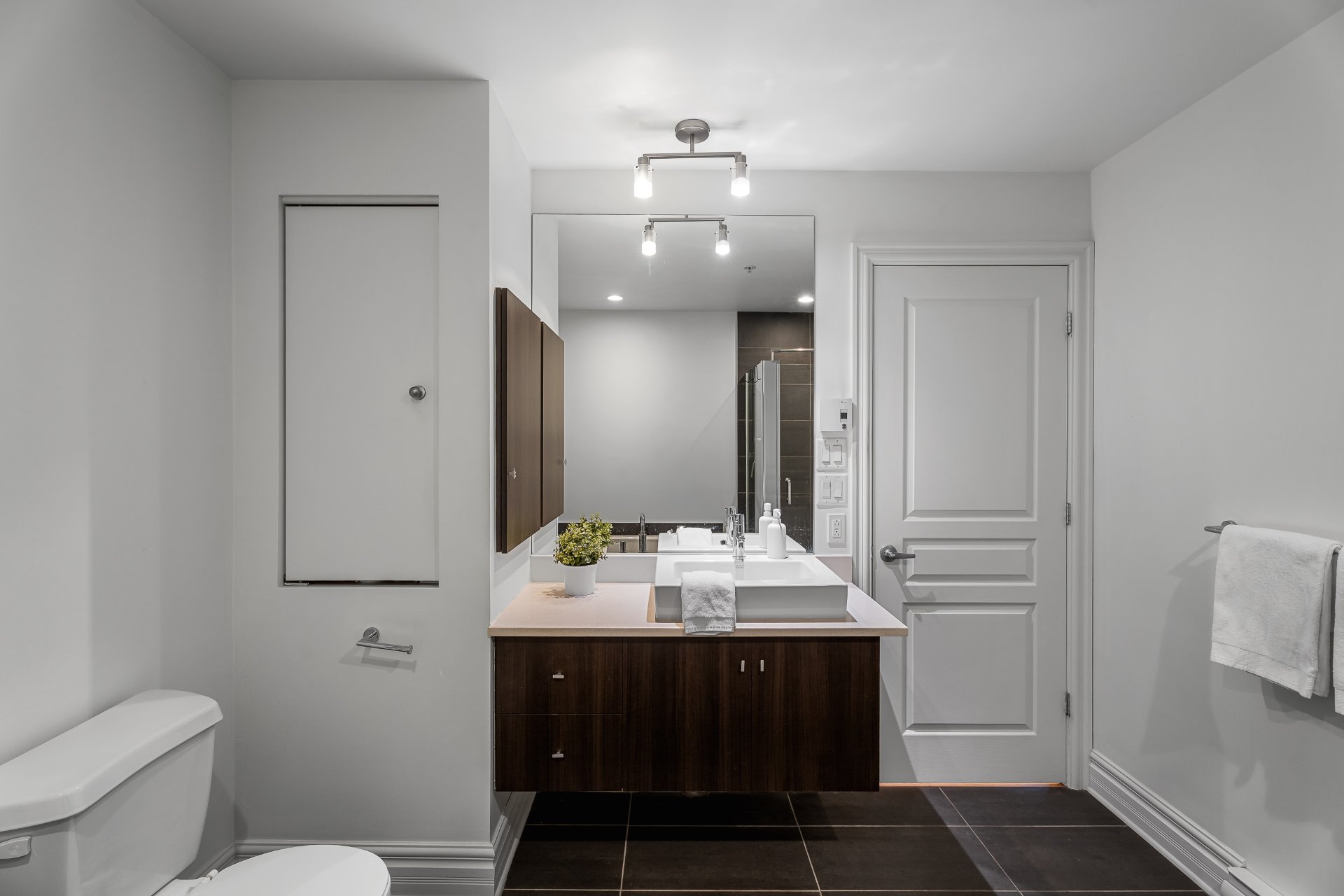 1200 Rue Pauline-Julien H2J0A4 miniature 18