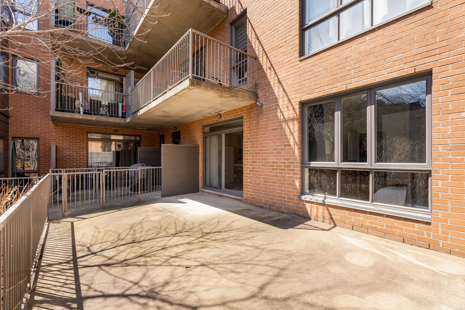 1200 Rue Pauline-Julien H2J0A4 miniature 24