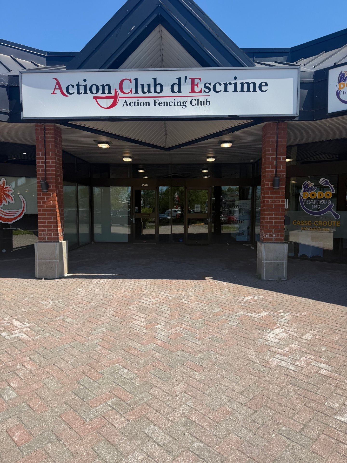 20312460 Frontage