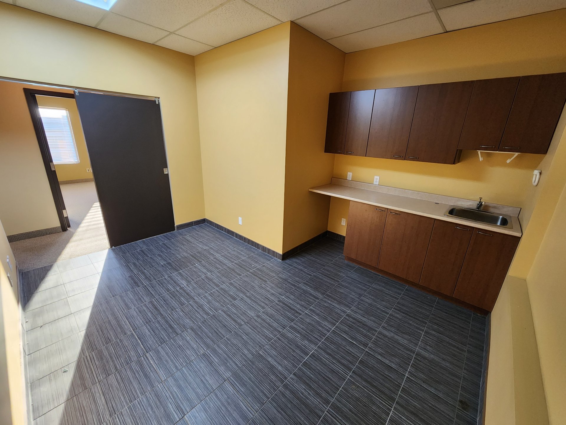 4707 Boul. des Laurentides, Laval (Auteuil), Quebec H7K3G4, ,Commercial,For Sale,Boul. des Laurentides,9292692