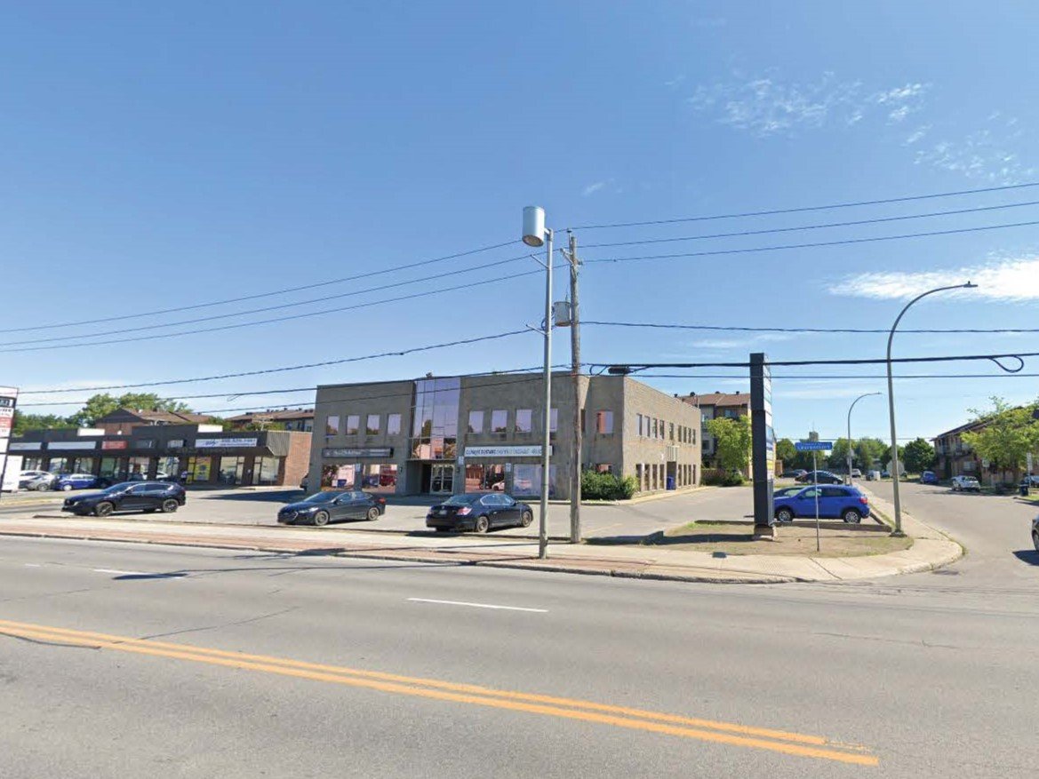 4707 Boul. des Laurentides, Laval (Auteuil), Quebec H7K3G4, ,Commercial,For Sale,Boul. des Laurentides,9292692