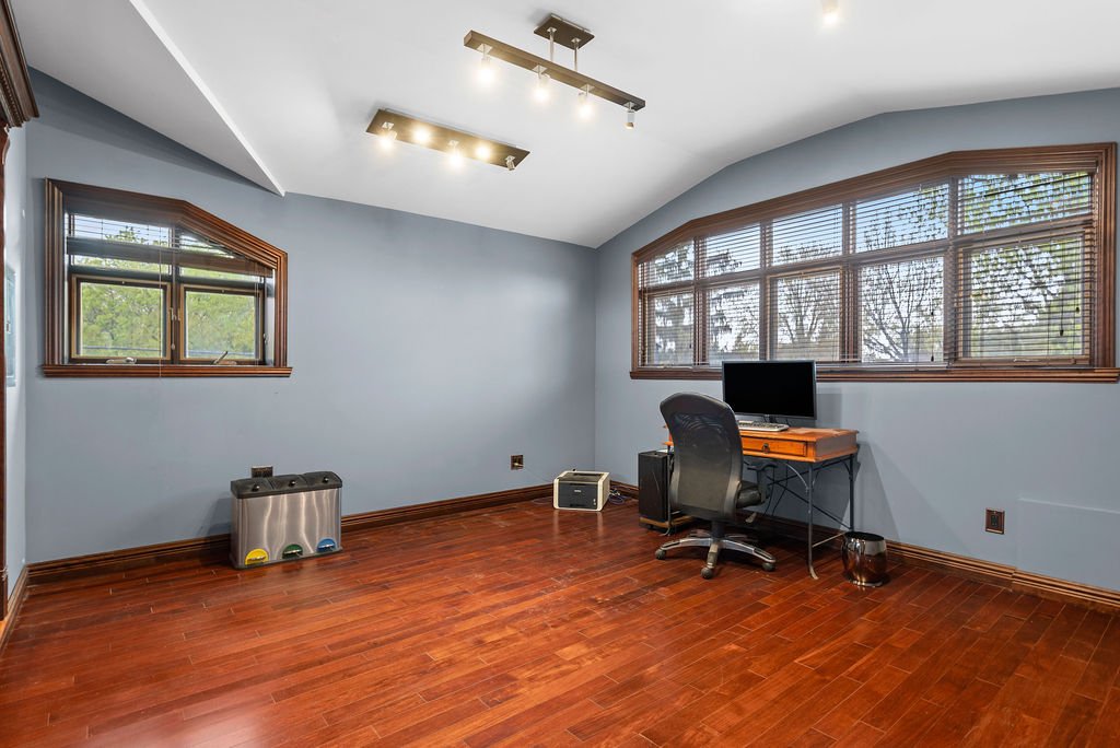 2780 Tsse Belleau, Longueuil (Le Vieux-Longueuil), Quebec J4M1K7, 5 Chambres Chambres, 22 Chambres Chambres,4 Salle de bainSalle de bain,Résidentiel,À vendre,Tsse Belleau,9056051