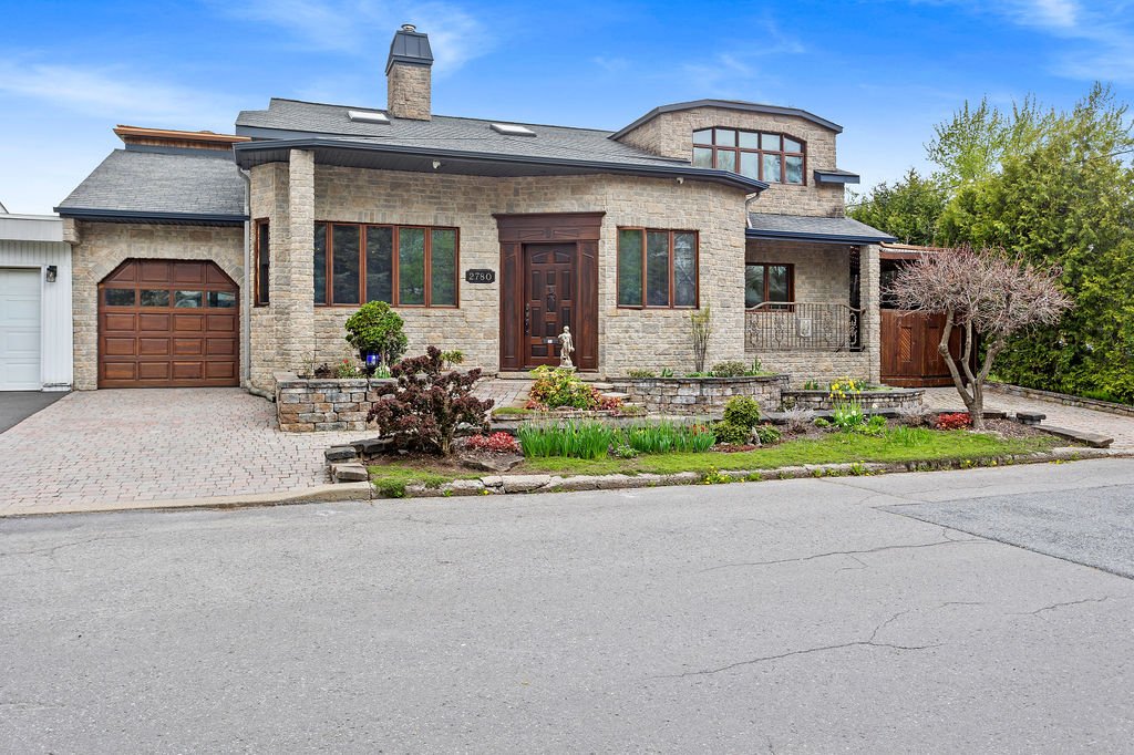 2780 Tsse Belleau, Longueuil (Le Vieux-Longueuil), Quebec J4M1K7, 5 Chambres Chambres, 22 Chambres Chambres,4 Salle de bainSalle de bain,Résidentiel,À vendre,Tsse Belleau,9056051