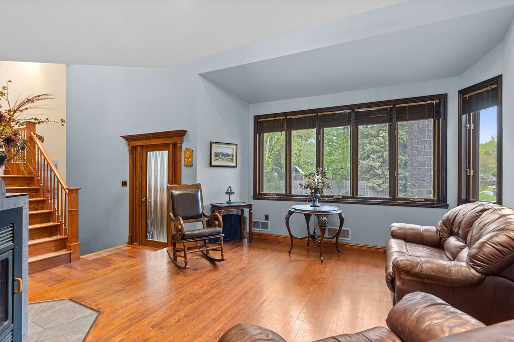 2780 Tsse Belleau, Longueuil (Le Vieux-Longueuil), Quebec J4M1K7, 5 Chambres Chambres, 22 Chambres Chambres,4 Salle de bainSalle de bain,Résidentiel,À vendre,Tsse Belleau,9056051