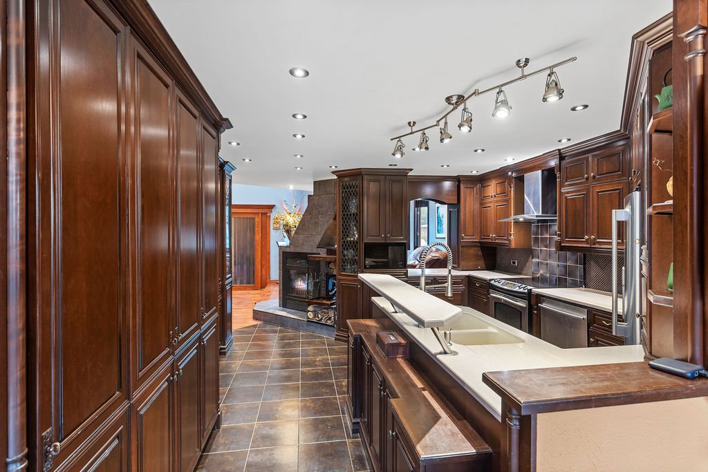 2780 Tsse Belleau, Longueuil (Le Vieux-Longueuil), Quebec J4M1K7, 5 Chambres Chambres, 22 Chambres Chambres,4 Salle de bainSalle de bain,Résidentiel,À vendre,Tsse Belleau,9056051