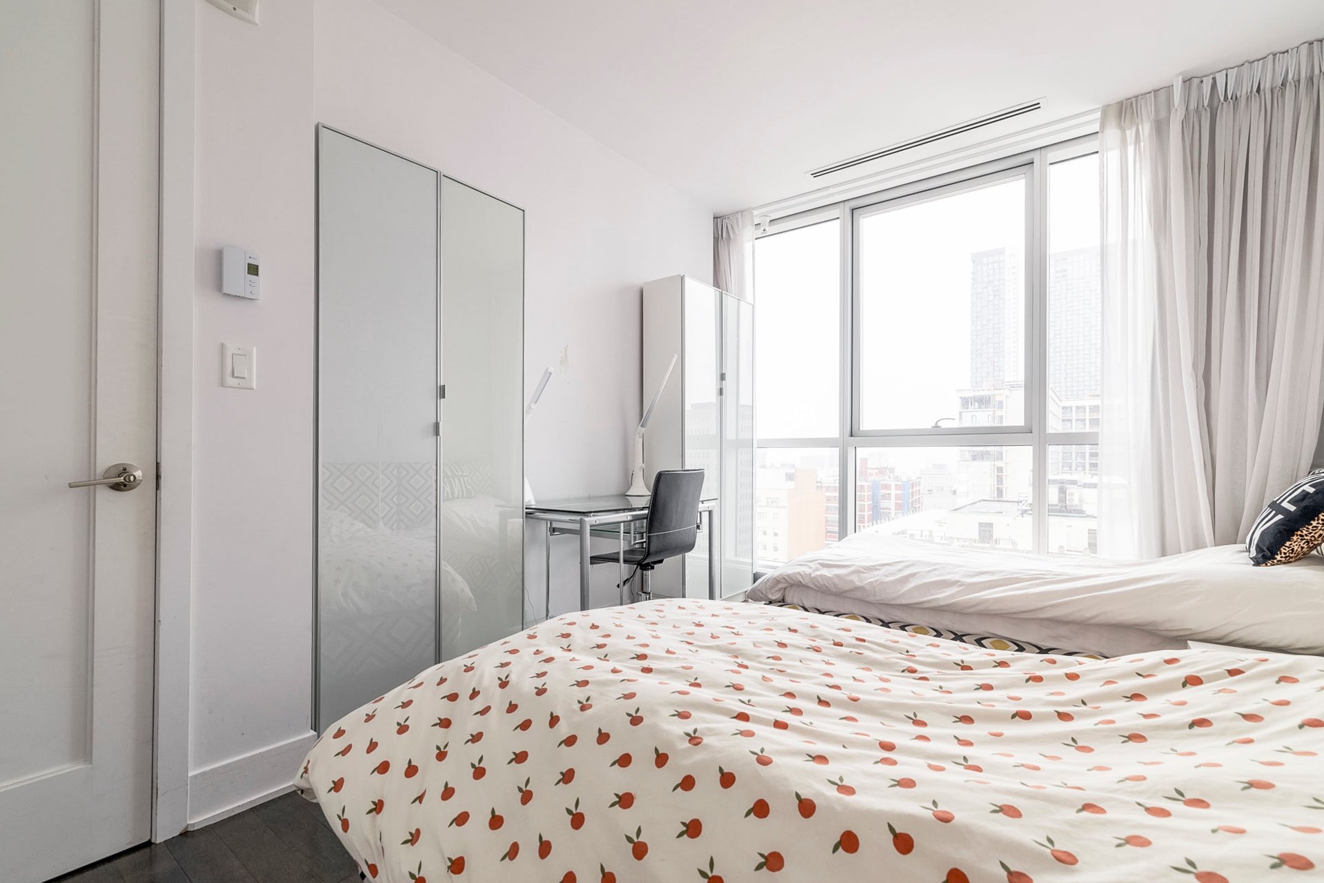 1225 Boul. Robert-Bourassa, Montréal (Ville-Marie), Quebec H3B9A9, 2 Bedrooms Bedrooms, 7 Rooms Rooms,2 BathroomsBathrooms,Residential,For Sale,Boul. Robert-Bourassa,9334077