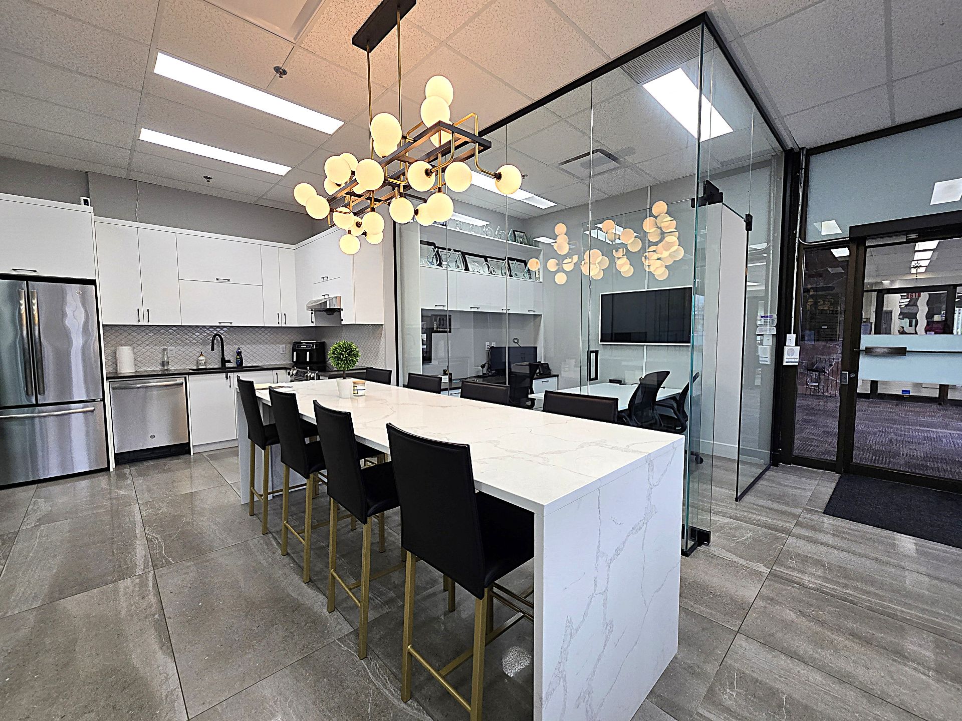 1590 Boul. Henri-Bourassa O., Montréal (Ahuntsic-Cartierville), Quebec H3M3E2, ,Commercial,For Rent,Boul. Henri-Bourassa O.,24415770