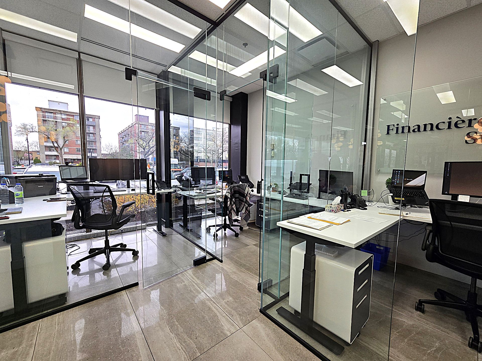 1590 Boul. Henri-Bourassa O., Montréal (Ahuntsic-Cartierville), Quebec H3M3E2, ,Commercial,For Rent,Boul. Henri-Bourassa O.,24415770