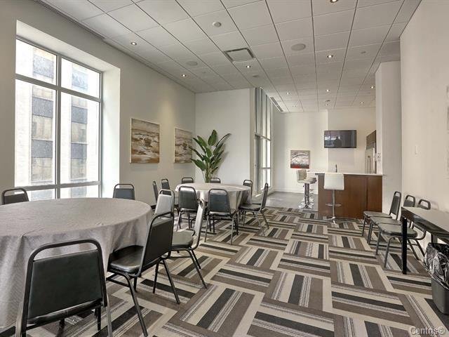 1225 Boul. Robert-Bourassa, Montréal (Ville-Marie), Quebec H3B9A9, 2 Bedrooms Bedrooms, 7 Rooms Rooms,2 BathroomsBathrooms,Residential,For Sale,Boul. Robert-Bourassa,9334077