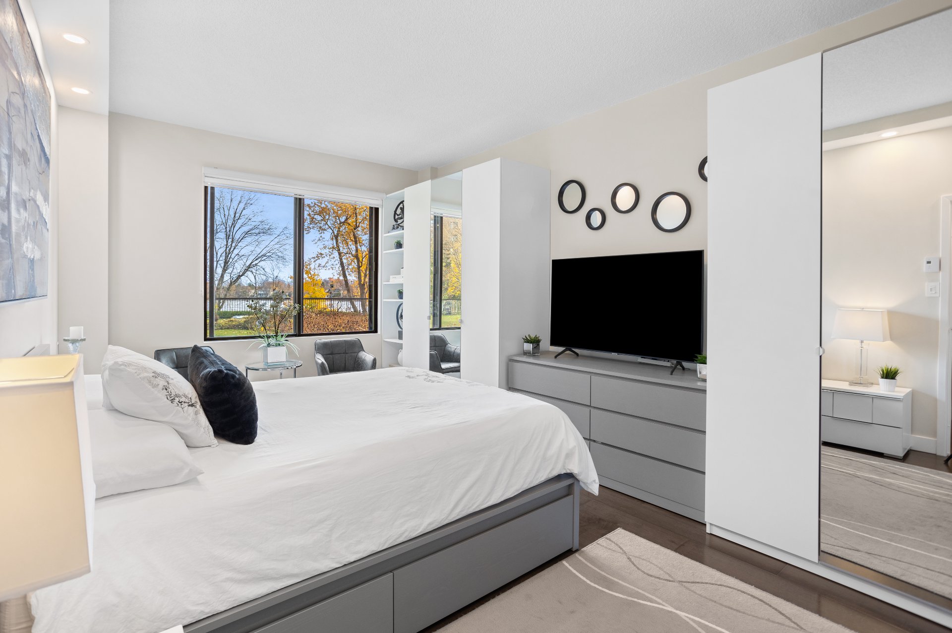 4520 Prom. Paton, Laval (Chomedey), Quebec H7W4X1, 2 Bedrooms Bedrooms, 6 Rooms Rooms,2 BathroomsBathrooms,Residential,For Sale,Prom. Paton,9852355