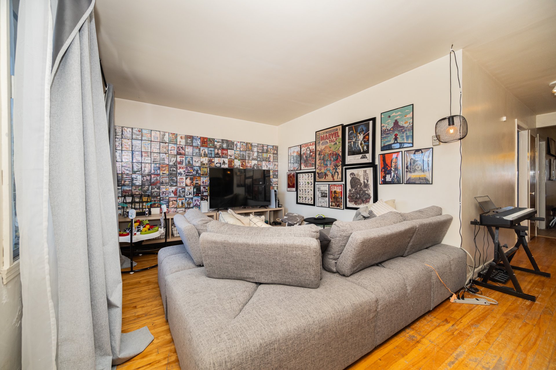 9610 Rue D'Iberville 9612, Montréal (Ahuntsic-Cartierville), Quebec H2B2T3, 4 Bedrooms Bedrooms, 7 Rooms Rooms,2 BathroomsBathrooms,Multi-family (2 to 5 units),For Sale,Rue D'Iberville,18124131